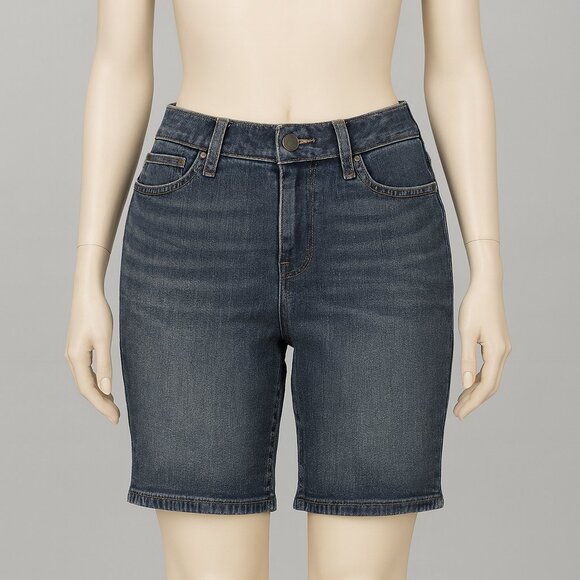 Lee Women’s Bermuda Shorts Size 14 Blue Denim Mid-Rise Stretch Classic Fit - Picture 1 of 5